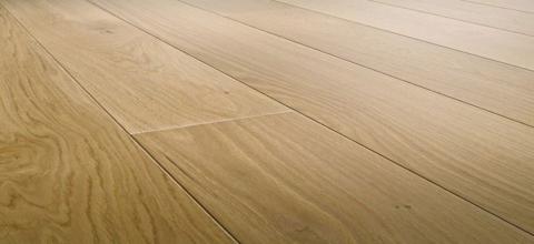 Wide plank engineered flooring
